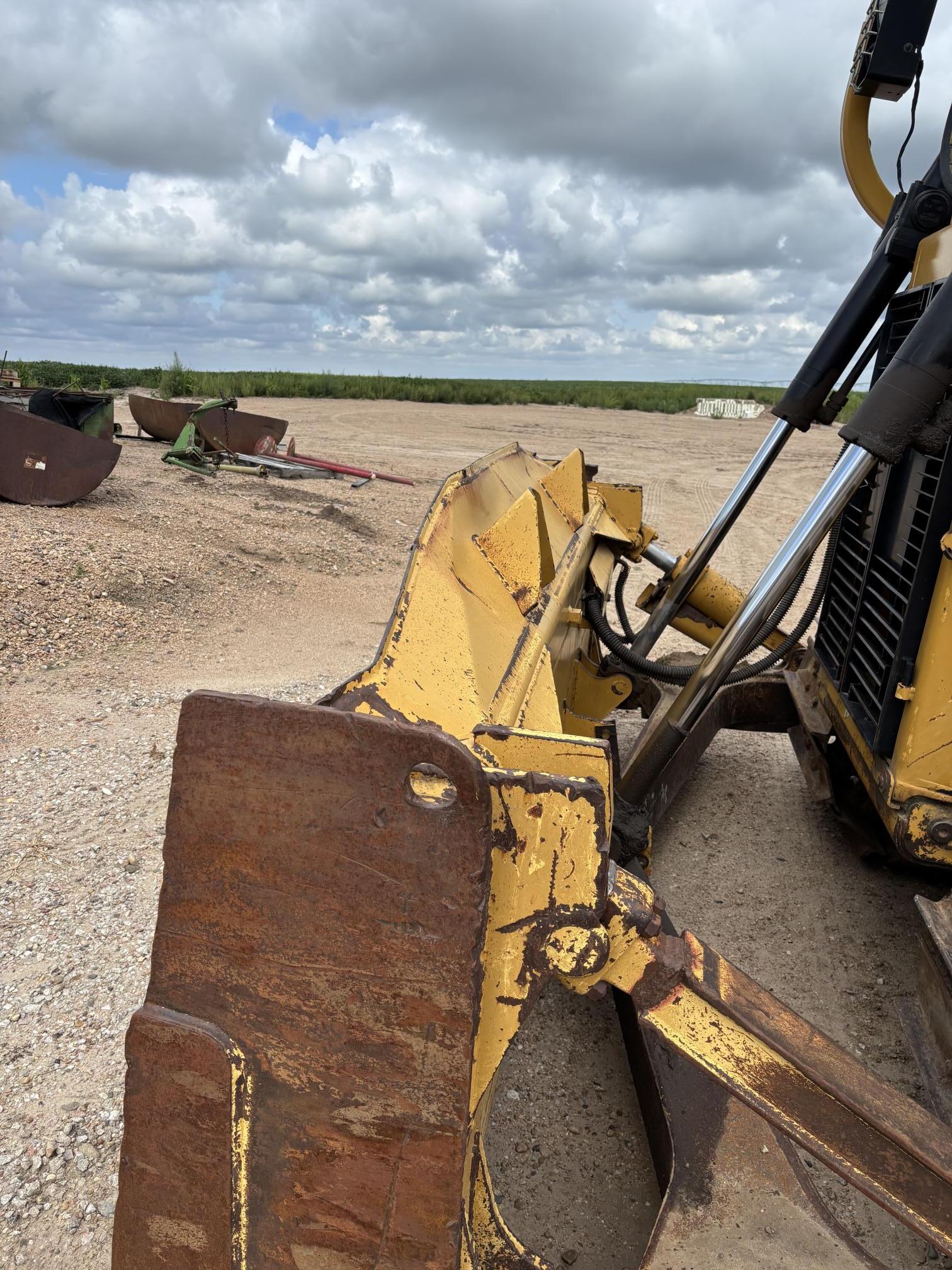 2014 CATERPILLAR D6T XW - view 4 of 10